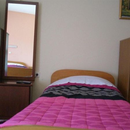 Hotel Galaxias กาโต ลูตรากี ภายนอก รูปภาพ