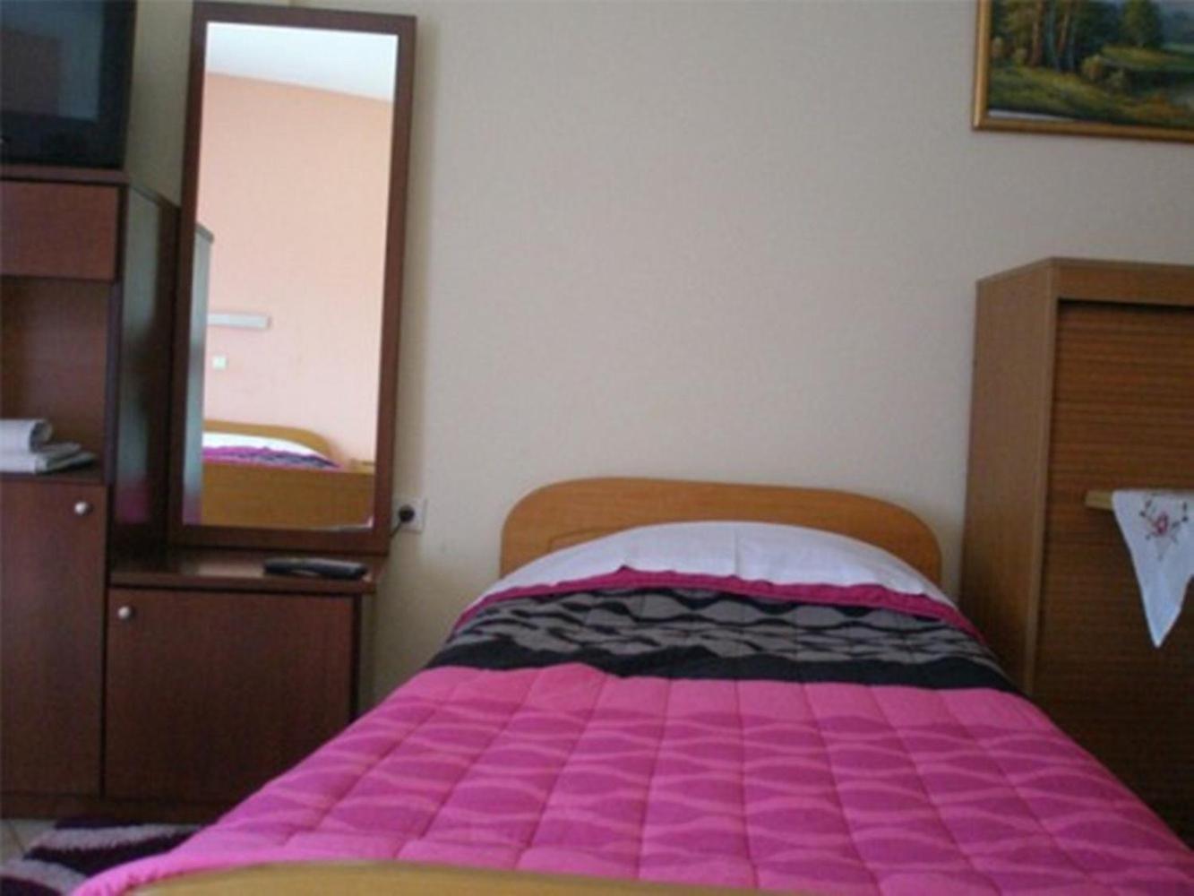 Hotel Galaxias กาโต ลูตรากี ภายนอก รูปภาพ