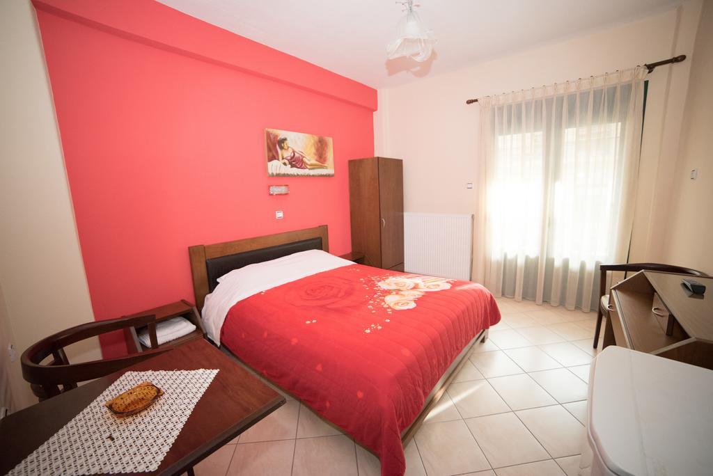 Hotel Galaxias กาโต ลูตรากี ภายนอก รูปภาพ